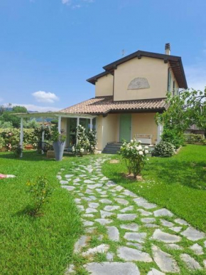 Villa SouAri 10' da Forte de Marmi - 2km spiaggia, Lido Di Camaiore